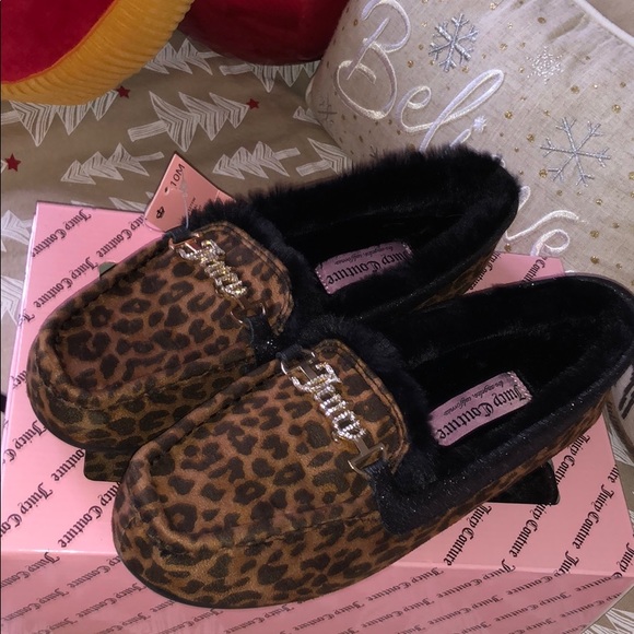 Juicy Couture slippers moccasins - Picture 7 of 11